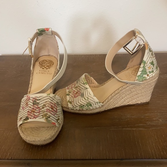 Wedges - Picture 2 of 9